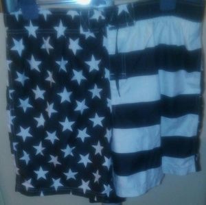 Mens swim trunks USA flag Like New condition!